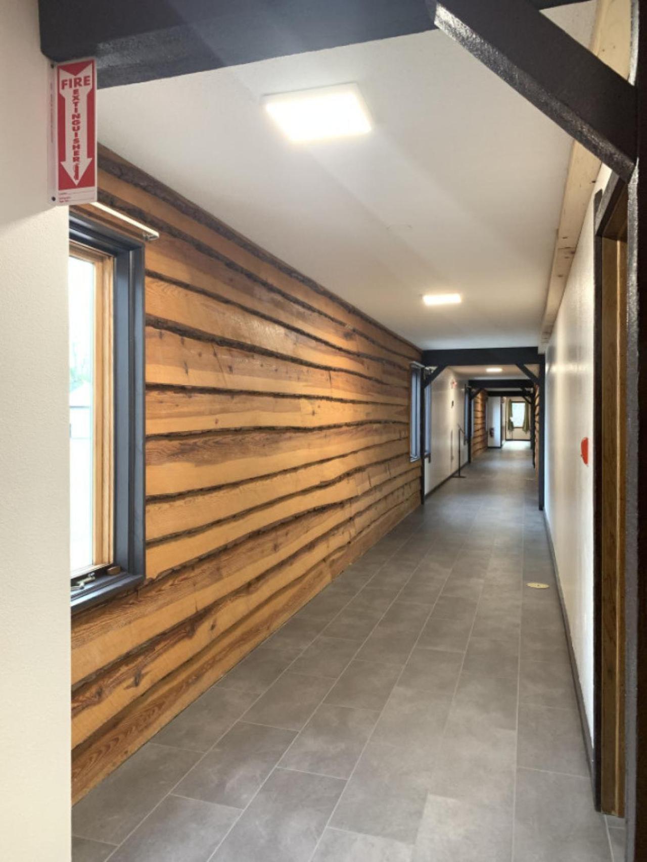 Bridge Inn Tomhawk - 2Nd Floor, 1 King Size Bed, Balcony, River View Tomahawk Εξωτερικό φωτογραφία